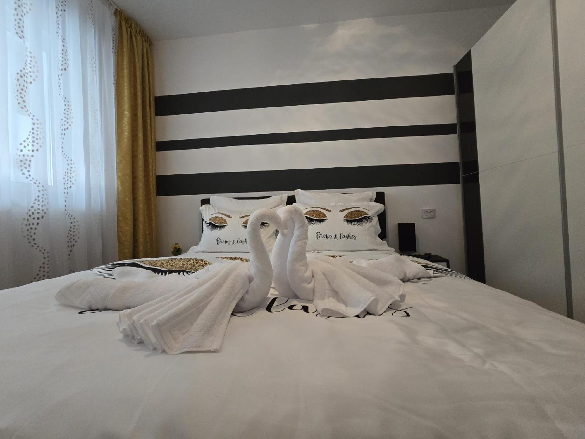 Apartament Sofy2 Băile Herculane Exteriör bild